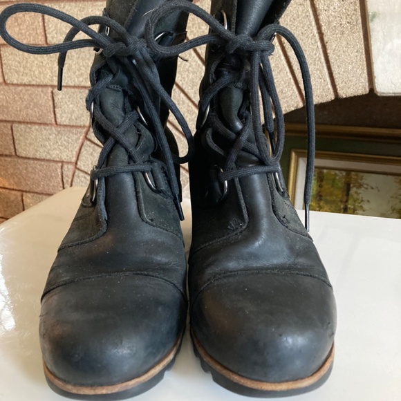 Sorel Black Leather Wedge Lace Up Women’s Size 8.5 - Picture 7 of 14